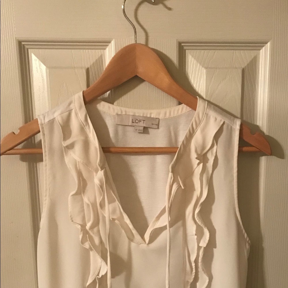 Loft sleeveless blouse